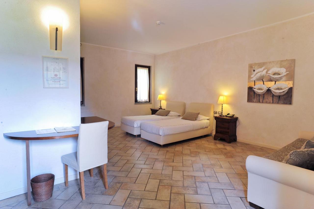 Agriturismo La Camilla กองกอเรซโซ ห้อง รูปภาพ