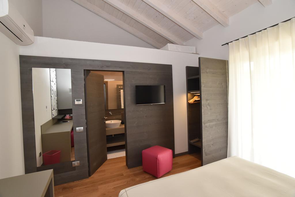 Agriturismo La Camilla กองกอเรซโซ ห้อง รูปภาพ
